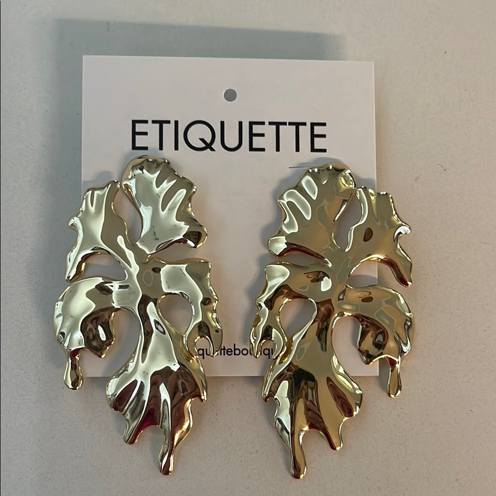 Etiquette Gold Leaf Earrings